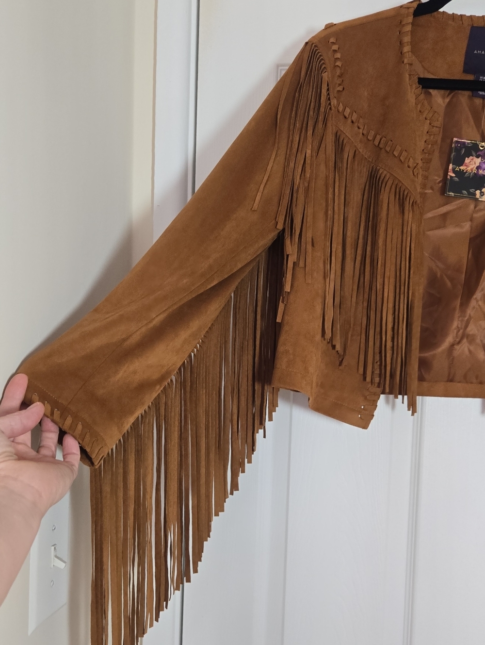 Amaryllis Faux Suede Fringe Jacket M Camel Brown Western Boho Cropped NWT - Picture 11 of 17
